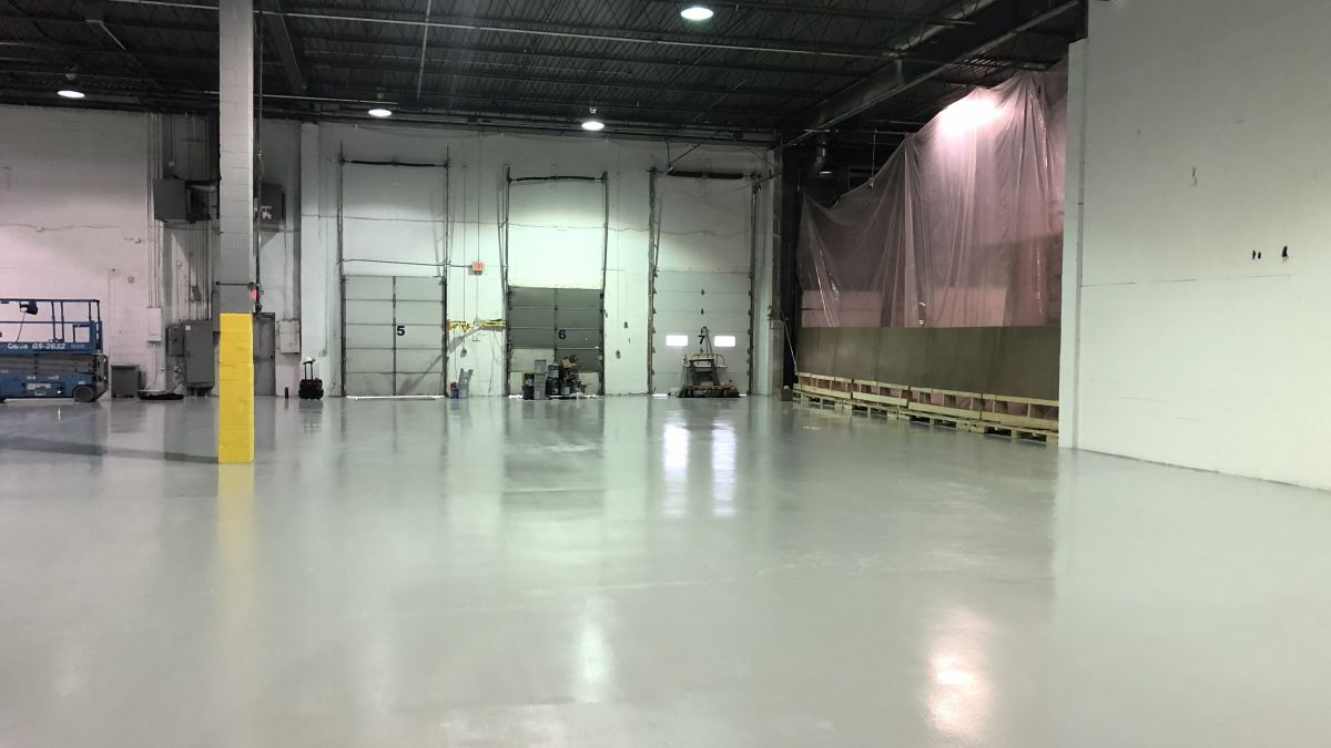 High-gloss industrial epoxy flooring for warehouse operations in New Jersey – High Performance Systems